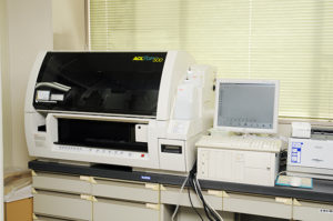 全自動血液凝固分析装置の写真